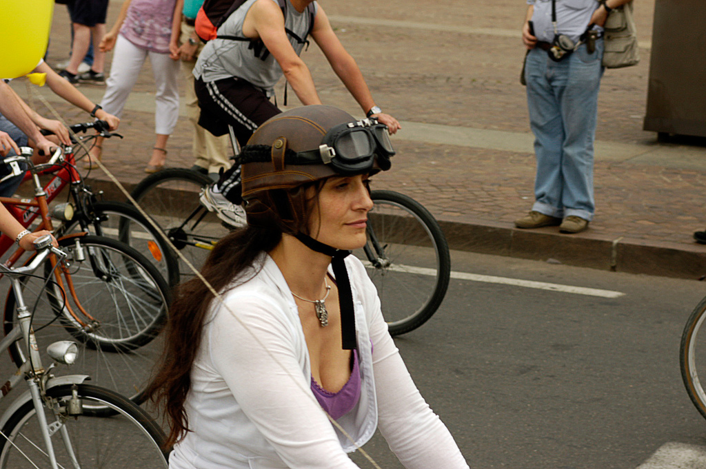 Bike Pride 2012: 20 mila bici a Torino per chiedere un cambio di rotta nella mobilità urbana Bike Pride 2012: 20 mila bici a Torino per chiedere un cambio di rotta nella mobilità urbana