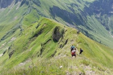 Carovana delle Alpi 2016 aelpelesattel-841355_960_720