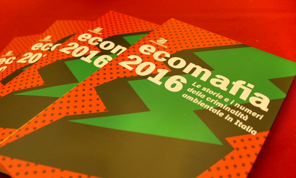 Ecomafie: aumentano arresti e sequestri. Legambiente: “La nuova legge sugli ecoreati dà i suoi primi frutti” Ecomafie: aumentano arresti e sequestri. Legambiente: “La nuova legge sugli ecoreati dà i suoi primi frutti”
