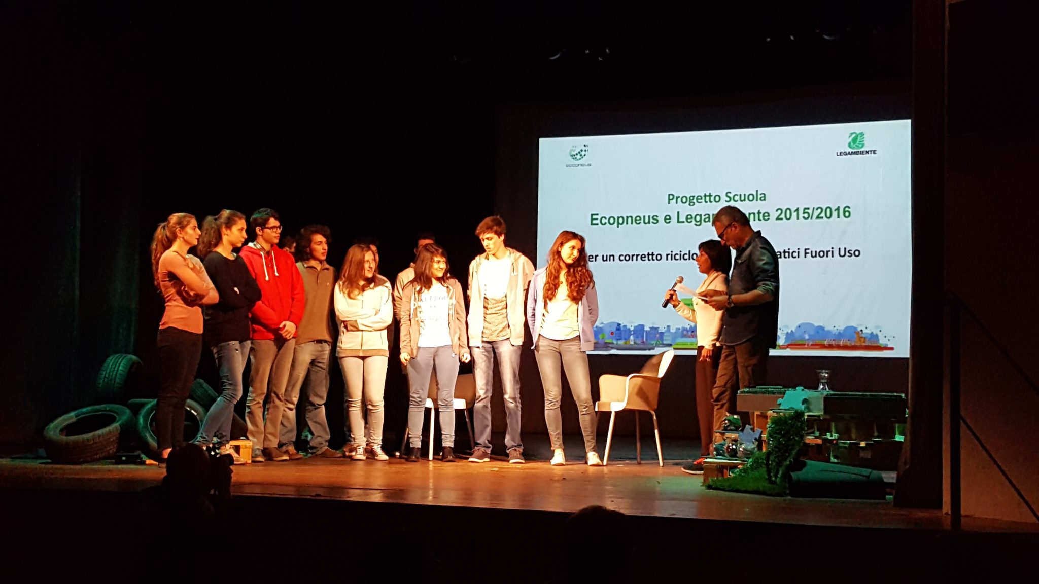 Per tre scuole di Aosta, Vercelli e Cuneo campi sportivi in gomma riciclata grazie al progetto di Legambiente ed Ecopneus Per tre scuole di Aosta, Vercelli e Cuneo campi sportivi in gomma riciclata grazie al progetto di Legambiente ed Ecopneus
