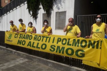 Mal’aria 2021. Torino sempre maglia nera Foto 1 flash mob Legambiente