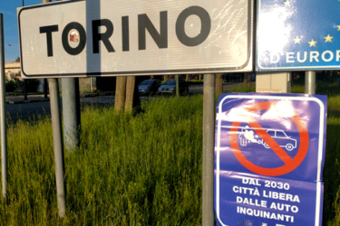 CLEAN CITIES: Flash mob e appelli cleancities2